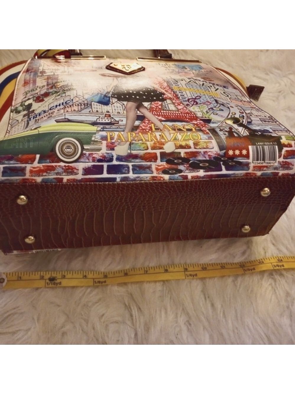LANY Paris Shoulder Bag. Paris motif on front. Multi colored. - Picture 5 of 10